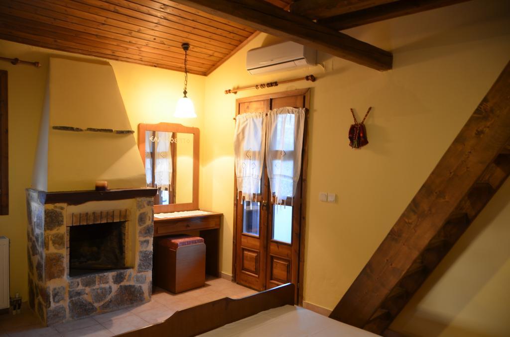 Ellinospito Apartment Axos ห้อง รูปภาพ